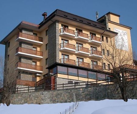 Hotel Miravalle Саузе-д'Ульс Экстерьер фото